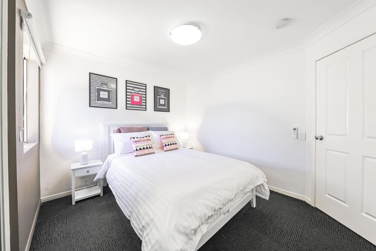 Calamvale Business Or Holiday Like Home Brisbane Exterior foto